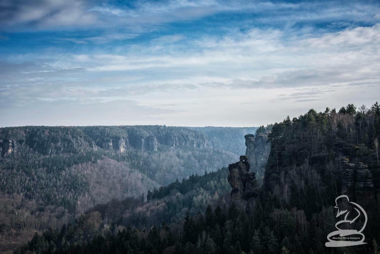 ジェチーンU Kosti - Bohemian Switzerlandアパートメント エクステリア 写真